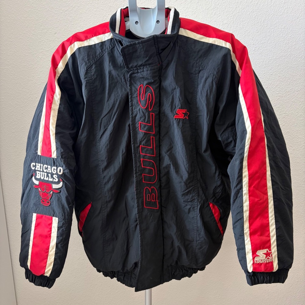 Starter Chicago Bulls Jacket Mens MED Black Red Vintage NBA Puffer Embroidered